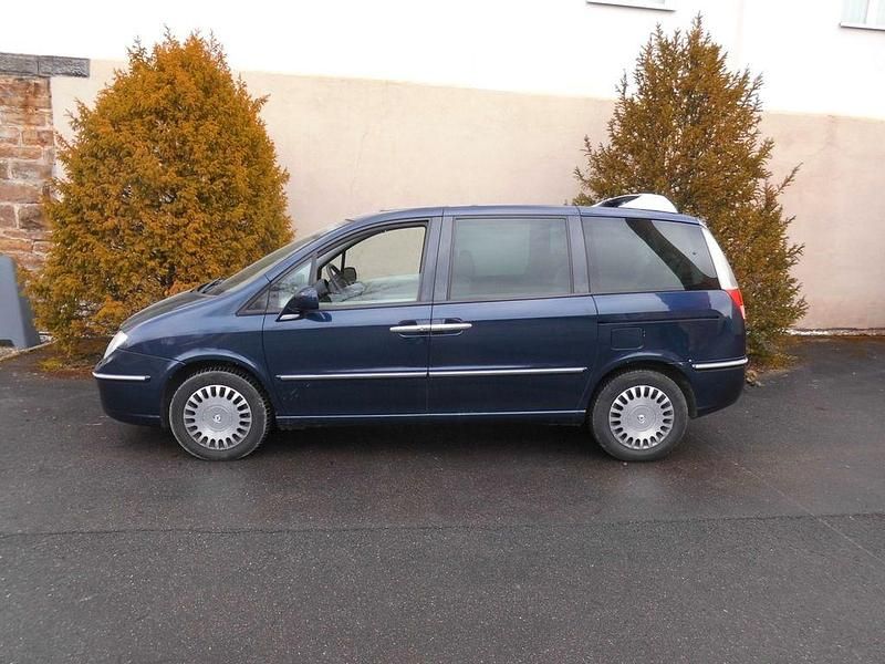 Gebraucht 2008 Lancia Phedra Van / Kleinbus | 2.399 € - Bild 1/4