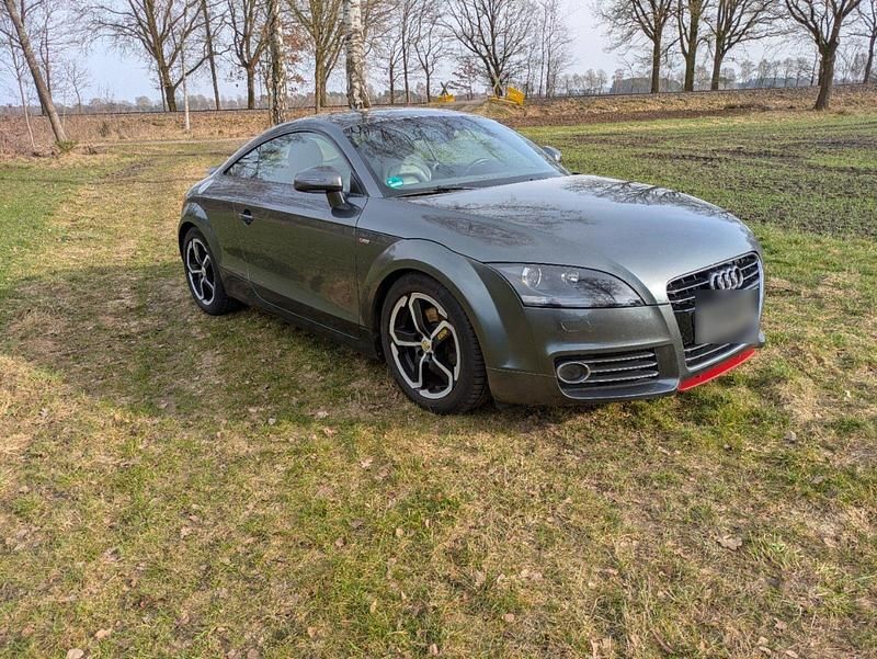 Gebraucht Audi TT 160 PS (117 kW) 2012 Grau Coupé