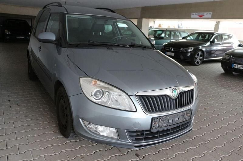 Gebraucht Skoda Roomster Plus Edition 90 PS (66 kW) 2011 Grau Van / Kleinbus