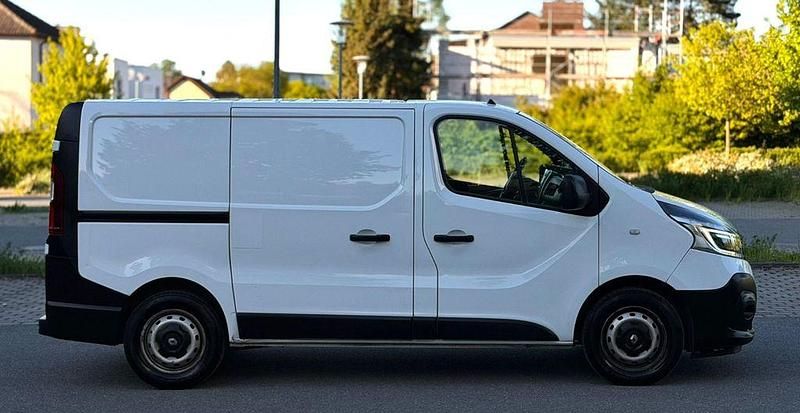 Gebraucht Renault Trafic 145 PS (106 kW) 2020 Weiß Van / Kleinbus