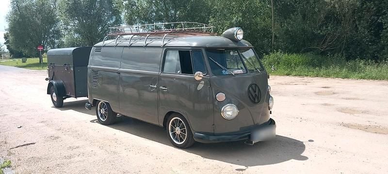 Grau Gebraucht 1967 VW T1 Van | 47.000 € - Bild 1/4