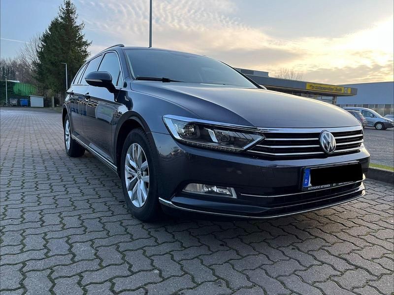 Gebraucht VW Passat 190 PS (139 kW) 2019 Grau Kombi