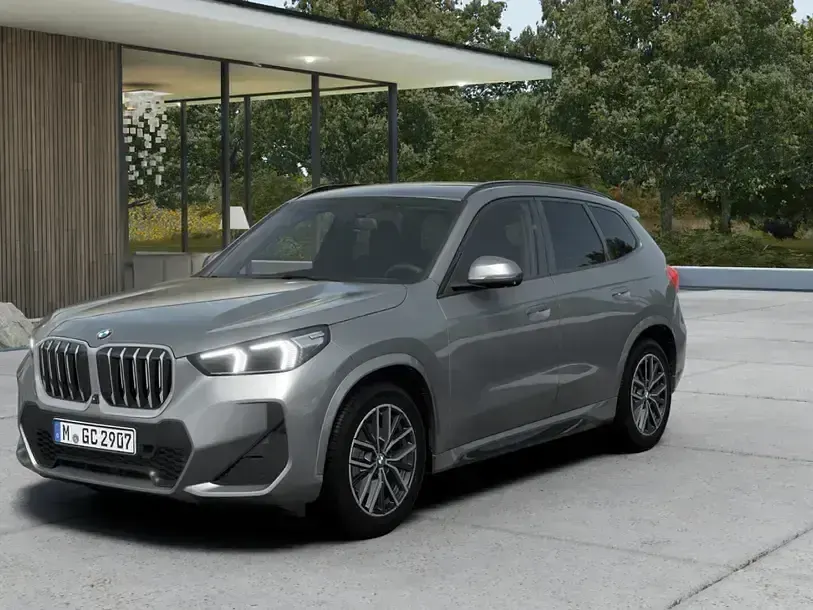 Gebraucht BMW X1 M Sport 163 PS (119 kW) 2025 Spacesilber (silber) SUV