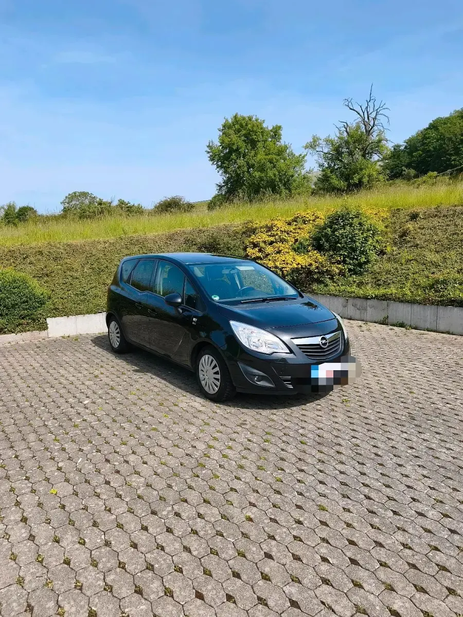 Gebraucht Opel Meriva 140 PS (102 kW) 2012 Schwarz Van / Kleinbus