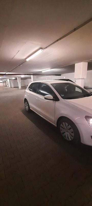 Gebraucht VW Polo Team 90 PS (66 kW) 2011 Weiß Kleinwagen