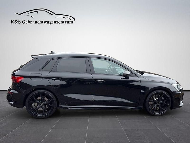 Gebraucht Audi RS3 Ambiente 400 PS (294 kW) 2023 Schwarz Limousine