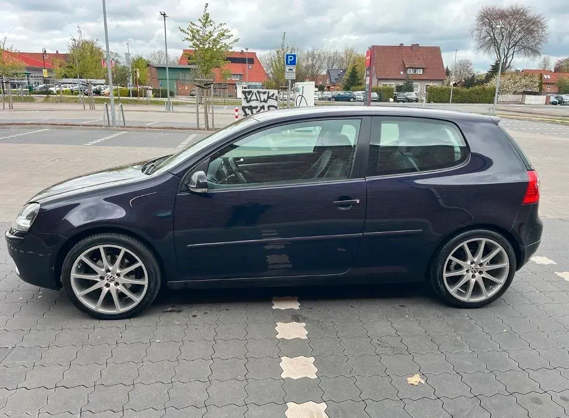 Gebraucht VW Golf 116 PS (85 kW) 2005 Blau Coupé