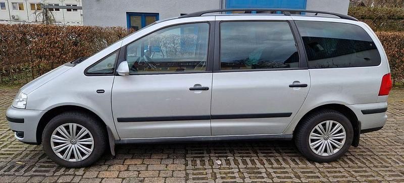Gebraucht VW Sharan 116 PS (85 kW) 2006 Silber Van / Kleinbus