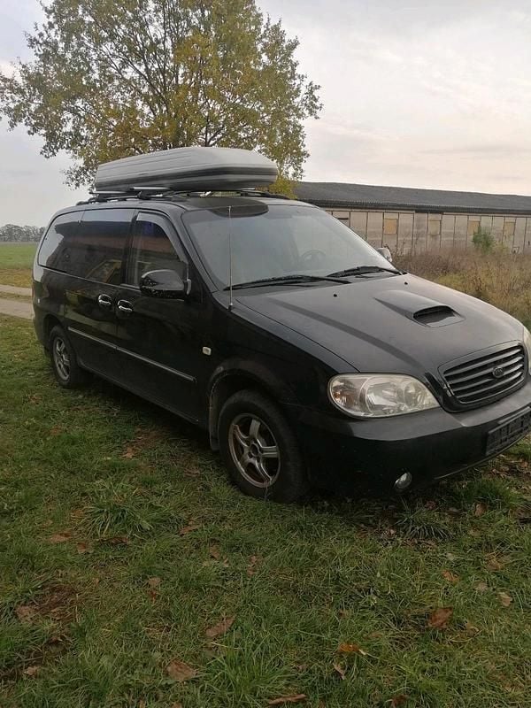 Gebraucht Kia Carnival 145 PS (106 kW) 2006 Schwarz Van / Kleinbus