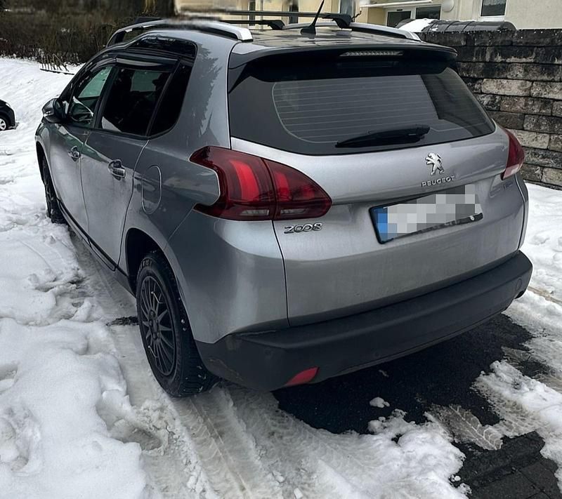 Gebraucht Peugeot 2008 60 PS (44 kW) 2017 Grau SUV
