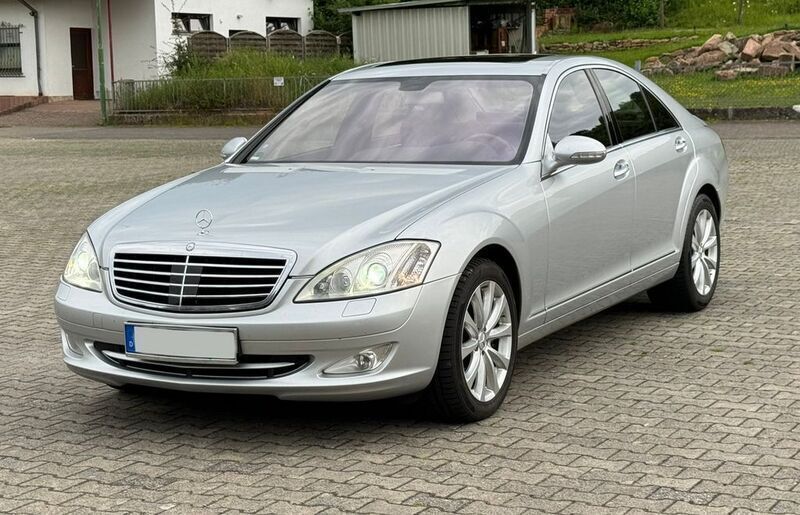Silber Gebraucht 2007 Mercedes S500 Limousine | 9.800 € (Superpreis) - Bild 1/4