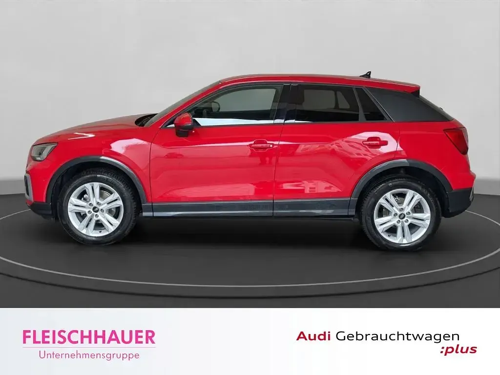 Gebraucht Audi Q2 Advanced 150 PS (110 kW) 2025 Rot SUV