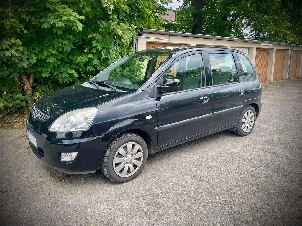 Gebraucht Hyundai Matrix 103 PS (75 kW) 2009 Schwarz Van / Kleinbus