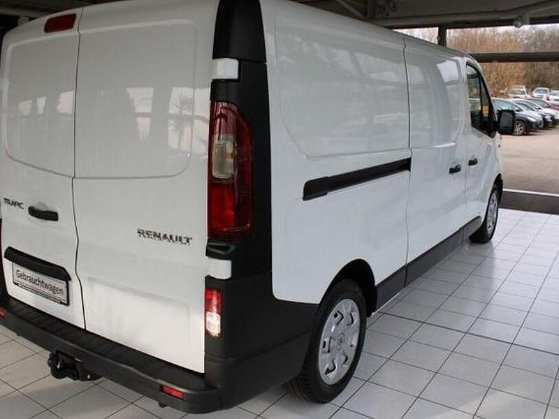 Gebraucht Renault Trafic Komfort 125 PS (91 kW) 2019 Weiß Van / Kleinbus
