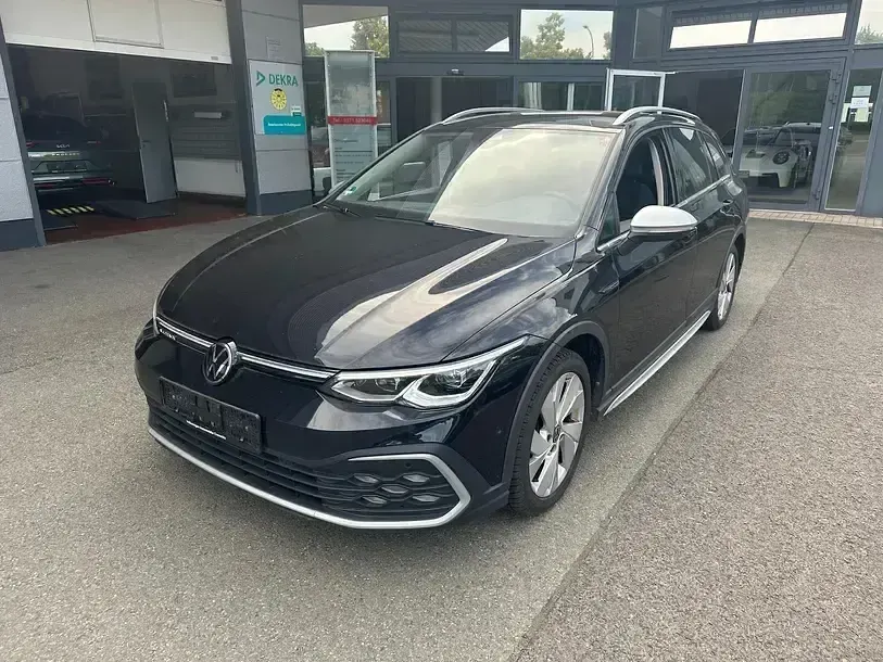 Gebraucht VW Golf Alltrack 200 PS (147 kW) 2023 Deep black perleffekt Kombi