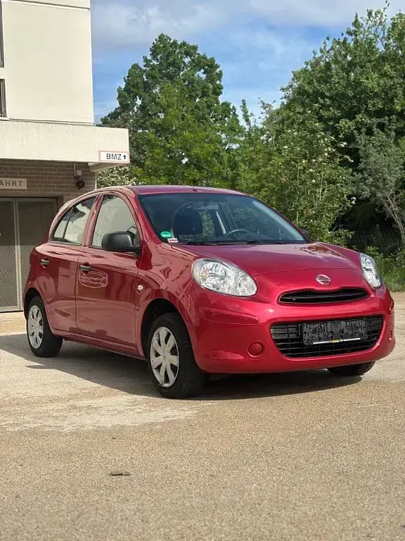 Gebraucht Nissan Micra 80 PS (58 kW) 2012 Rot Kleinwagen