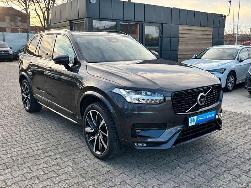 Gebraucht Volvo XC90 235 PS (172 kW) 2023 Particular grey (metallic) SUV