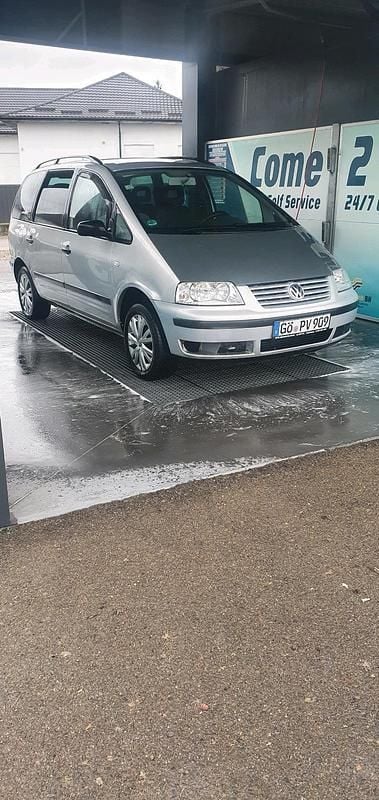 Grün Gebraucht 2005 VW Sharan Van / Kleinbus | 2.300 € (Guter Preis) - Bild 1/4