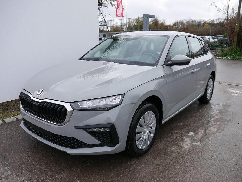 Neu Skoda Scala Selection 116 PS (85 kW) 2026 Stahlgrau Kleinwagen