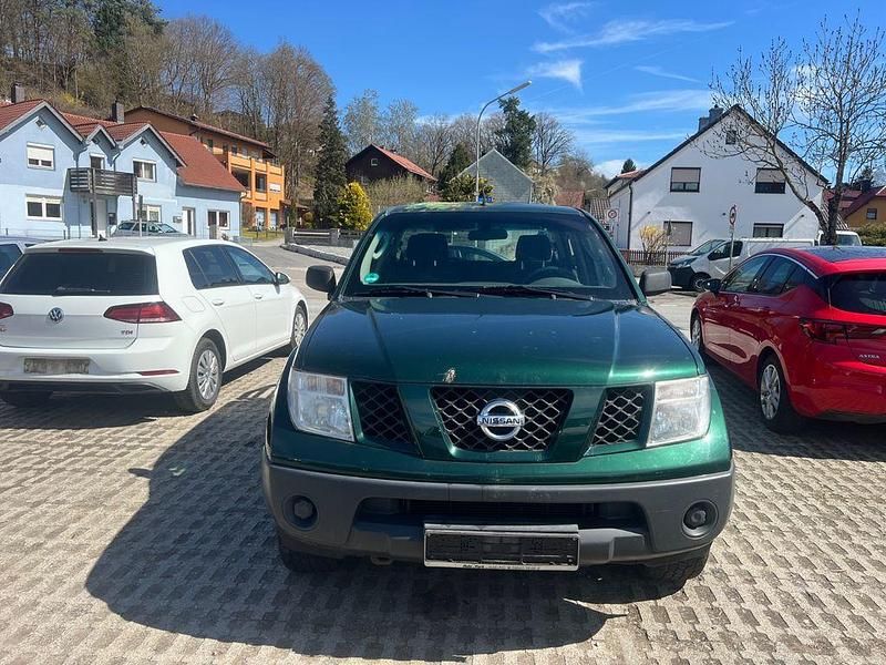 Gebraucht Nissan Navara 174 PS (127 kW) 2006 Grün Pickup