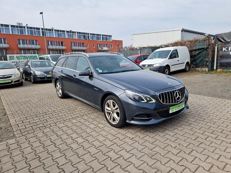 Gebraucht Mercedes E350 258 PS (189 kW) 2015 Grau Kombi