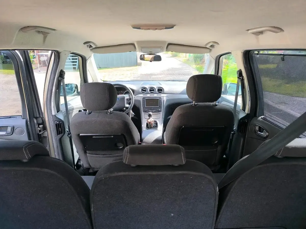 Gebraucht Ford Galaxy 115 PS (84 kW) 2011 Andere farben Van / Kleinbus