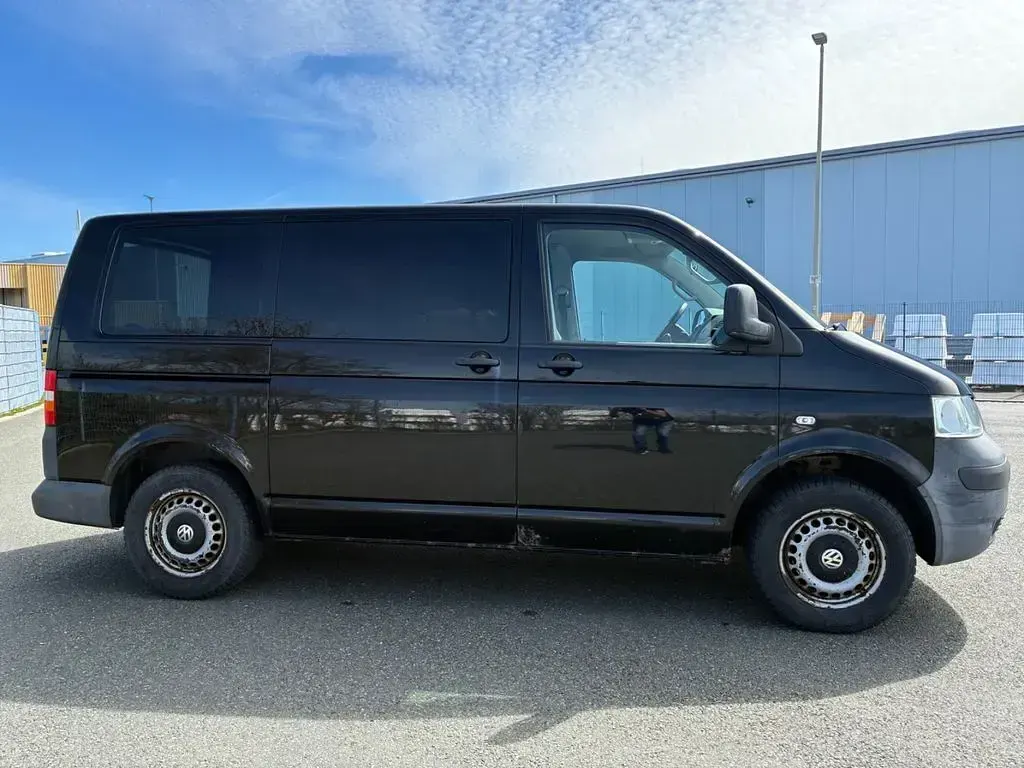 Gebraucht VW T5 Startline 131 PS (96 kW) 2009 Schwarz Van