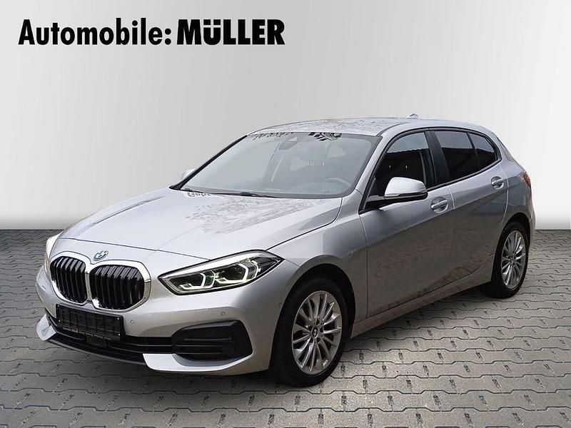 Gebraucht BMW 118 Advantage 150 PS (110 kW) 2021 Silber Kleinwagen