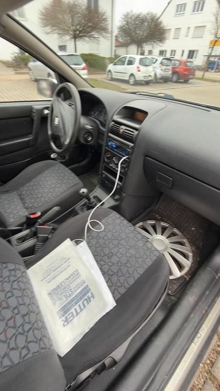 Gebraucht Opel Astra 101 PS (74 kW) 1999 Grau Limousine