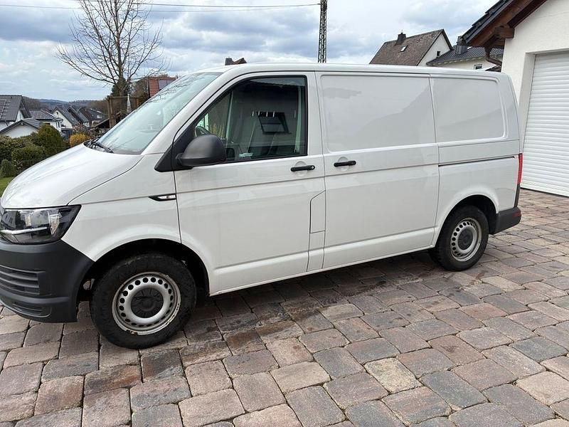 Gebraucht VW Transporter 102 PS (75 kW) 2016 Weiß Van