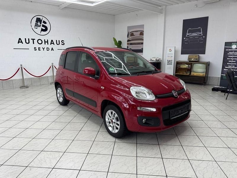 Rot Gebraucht 2014 Fiat Panda Lounge Kleinwagen | 5.690 € (Fairer Preis) - Bild 1/4