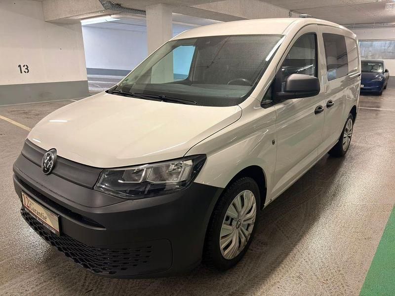 Candyweiss Gebraucht 2021 VW Caddy Maxi Van / Kleinbus | 17.999 € (Guter Preis) - Bild 1/4