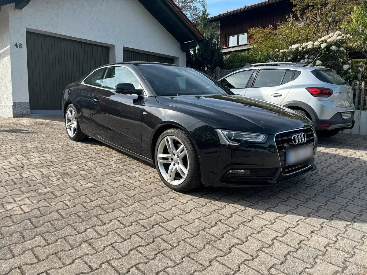Second-hand Audi A5 S-line plus 177 CP (130 kW) 2014 Negru Coupe