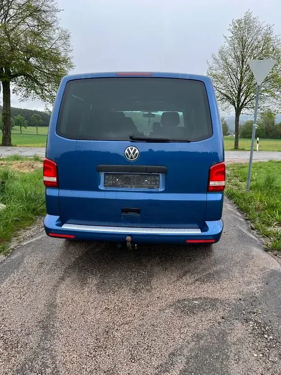 Gebraucht VW T5 140 PS (102 kW) 2012 Blau Van