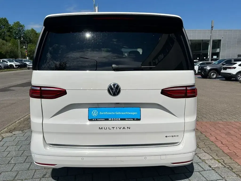 Używany VW Multivan Style 218 KM (160 kW) 2022 Biały Minivan