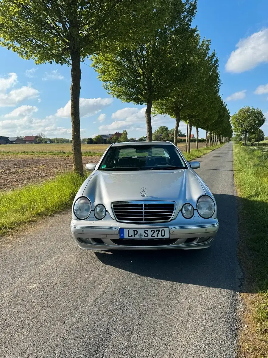 Gebraucht Mercedes E270 170 PS (125 kW) 2000 Silber Limousine