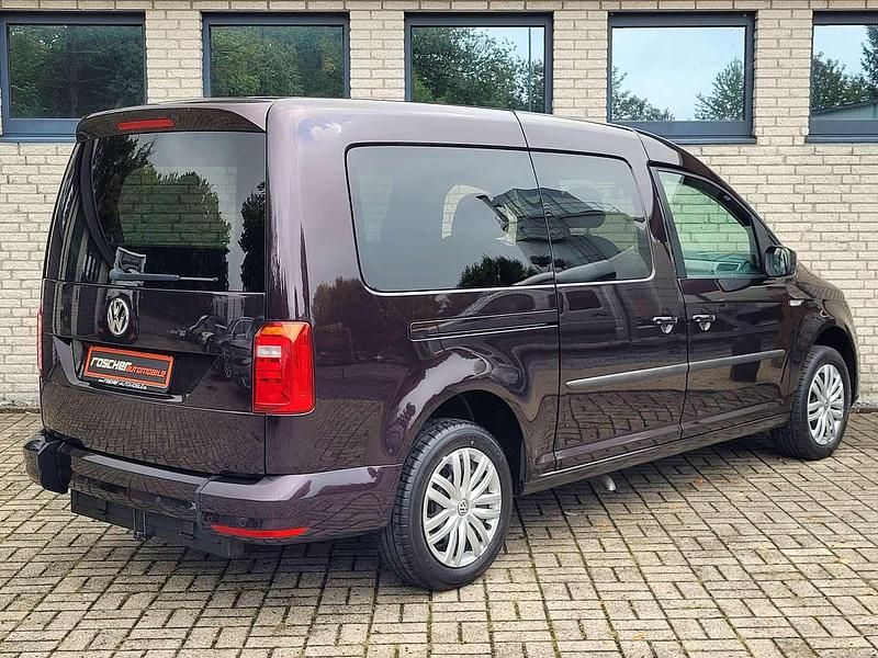 Gebraucht VW Caddy Maxi 125 PS (91 kW) 2018 Black berry metallic Van / Kleinbus