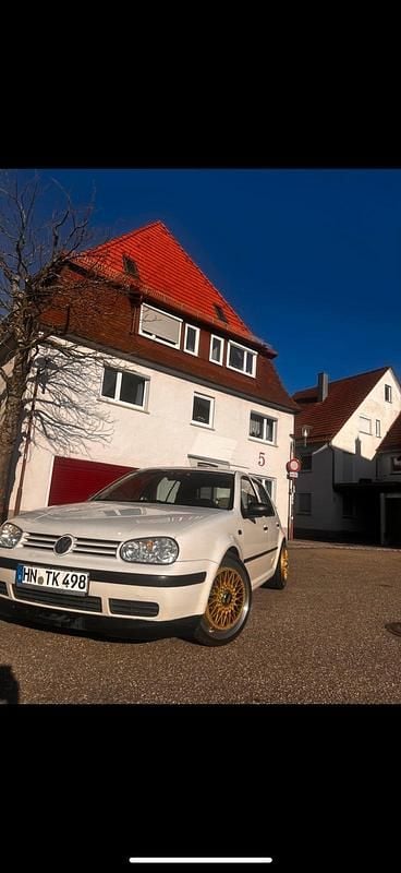Gebraucht VW Golf IV 75 PS (55 kW) 1998 Weiß Kleinwagen