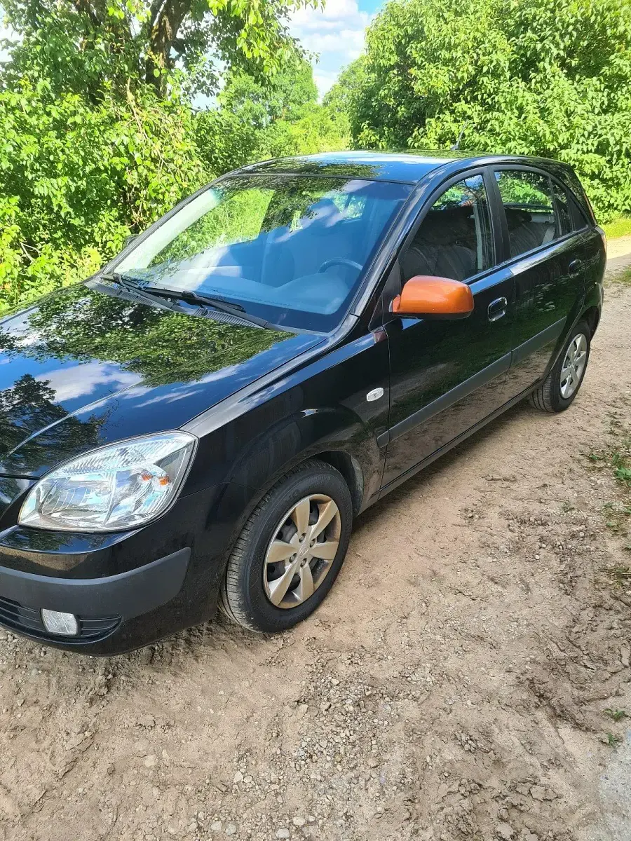 Gebraucht Kia Rio 97 PS (71 kW) 2007 Schwarz Kleinwagen