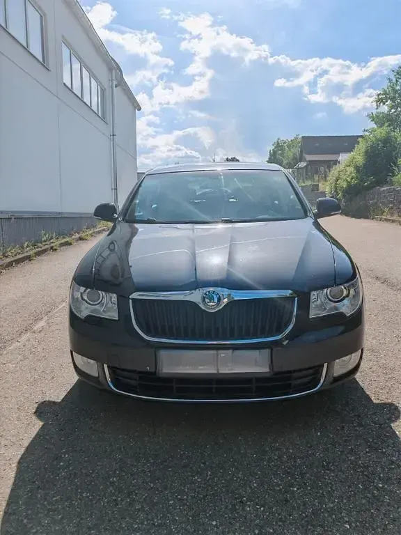 Gebraucht Skoda Superb Elegance 170 PS (125 kW) 2009 Schwarz Limousine