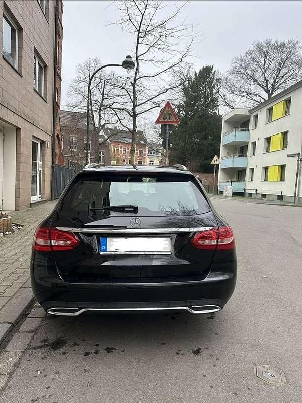 Gebraucht Mercedes C200 184 PS (135 kW) 2017 Schwarz Kombi