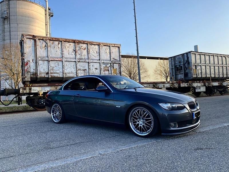 Gebraucht BMW 325 Cabriolet Performance 218 PS (160 kW) 2007 Grau Cabrio