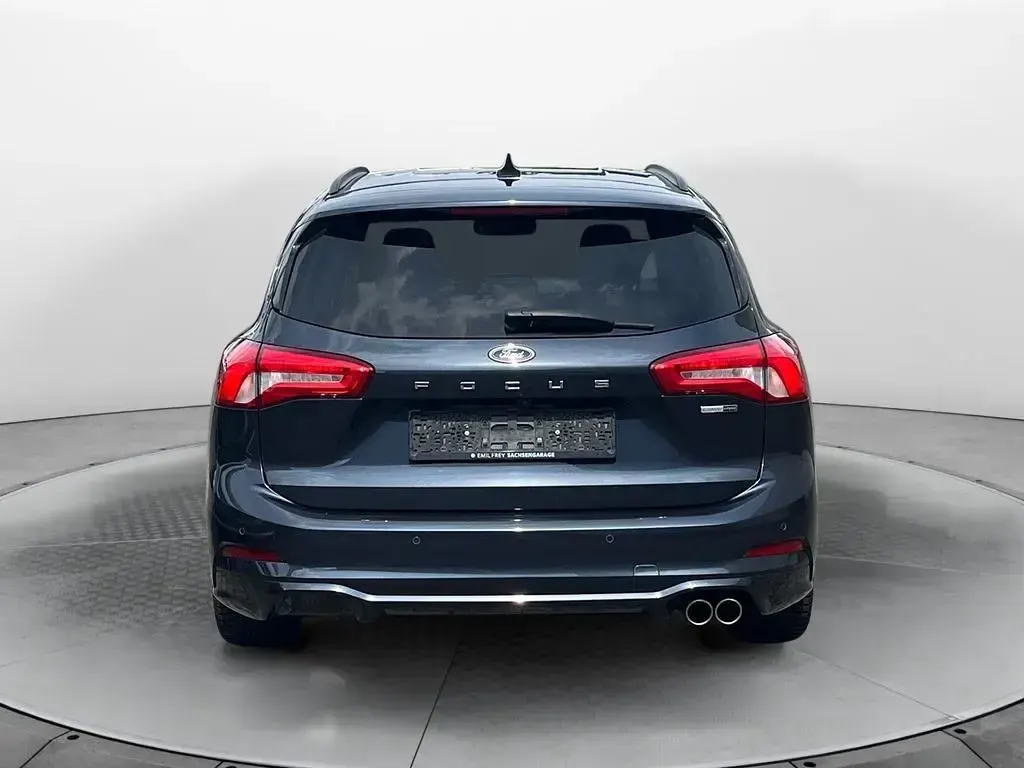 Gebraucht Ford Focus ST-Line 155 PS (114 kW) 2020 Grau Limousine