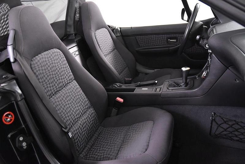 Gebraucht BMW Z3 Performance 118 PS (86 kW) 1999 Schwarz Cabrio