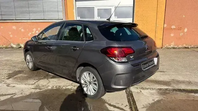 Gebraucht Citroën C4 SELECTION 120 PS (88 kW) 2015 Andere Limousine