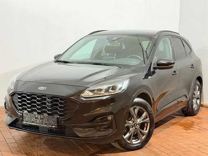 Gebraucht Ford Kuga ST-Line 120 PS (88 kW) 2021 Schwarz SUV