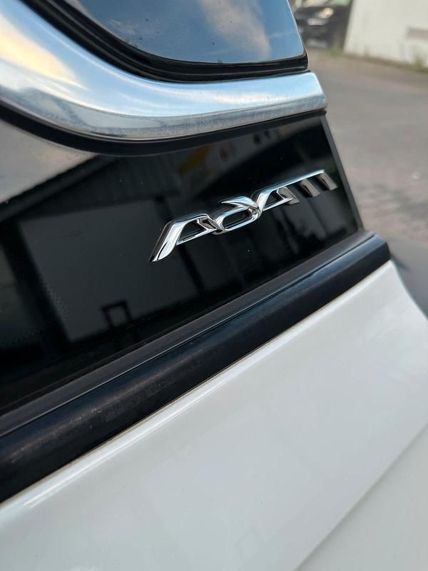 Gebraucht Opel Adam Slam 101 PS (74 kW) 2014 Weiß Kleinwagen