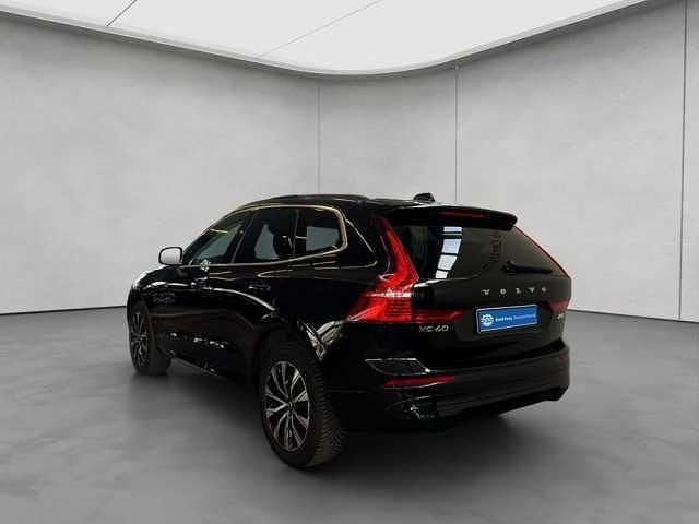 Gebraucht Volvo XC60 Core 250 PS (183 kW) 2024 Schwarz SUV