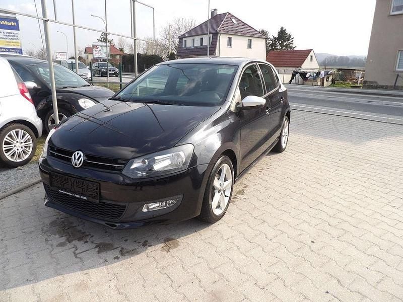 Gebraucht VW Polo Black Edition 86 PS (63 kW) 2013 Deep black perleffekt Kleinwagen