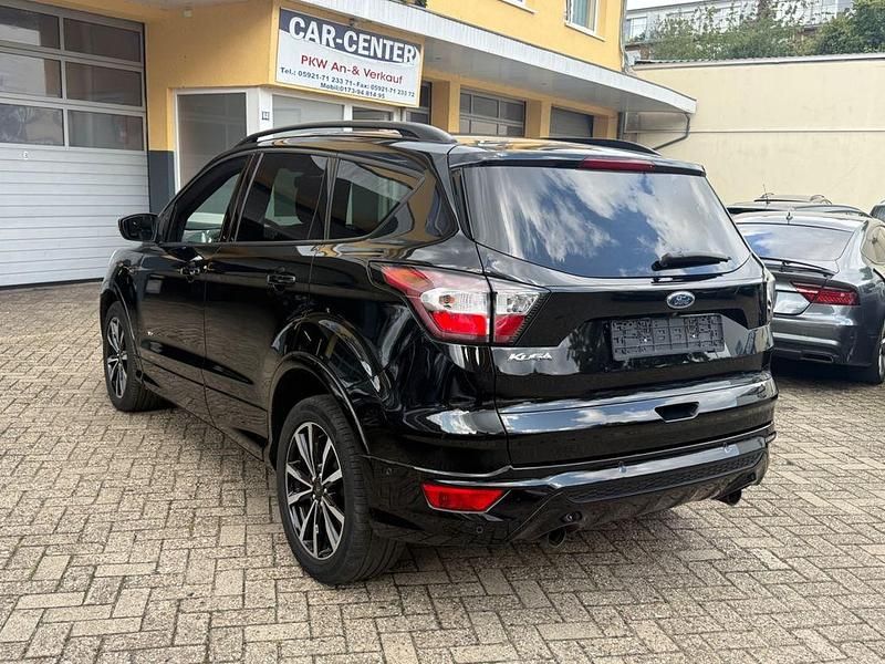 Gebraucht Ford Kuga ST-Line 179 PS (131 kW) 2017 Schwarz SUV